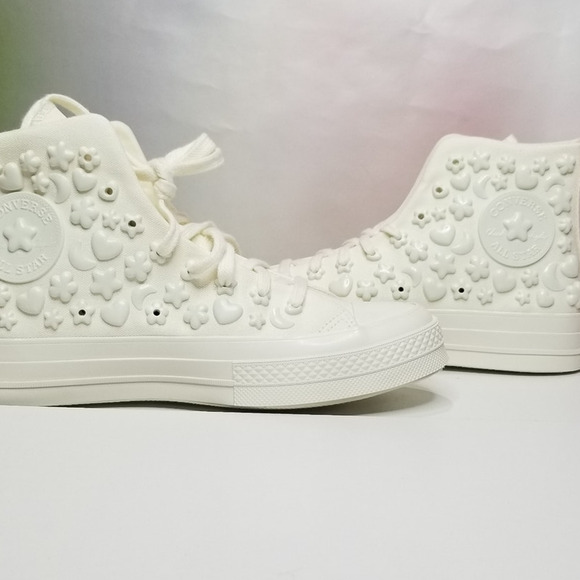 Converse  Women's Chuck 70 3D Charms Size 9 Egret #A06434C NWT - Picture 2 of 7